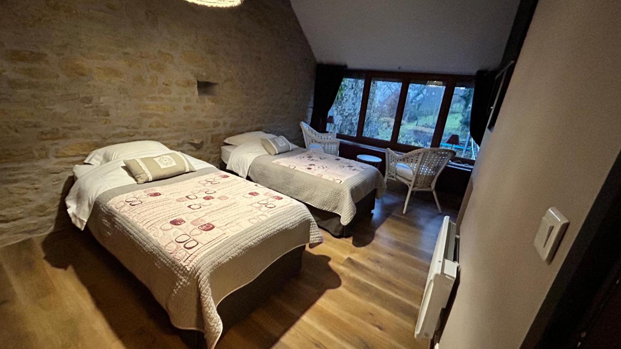 Le D'Tour Gourmand Bed & Breakfast Toulouse-le-Chateau Bagian luar foto