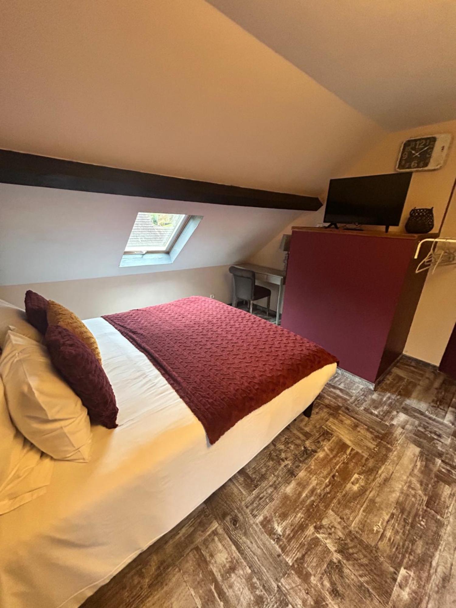 Le D'Tour Gourmand Bed & Breakfast Toulouse-le-Chateau Bagian luar foto