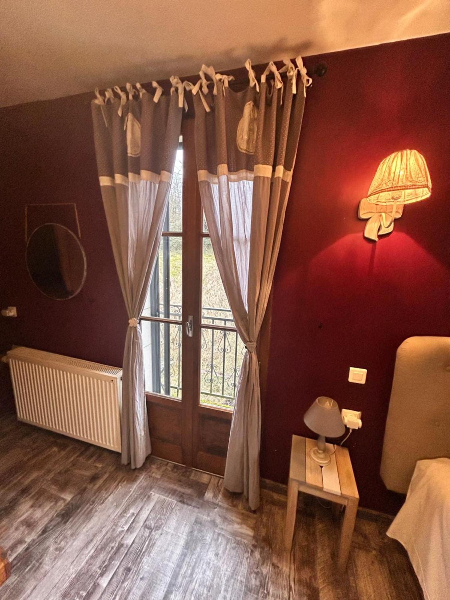 Le D'Tour Gourmand Bed & Breakfast Toulouse-le-Chateau Bagian luar foto