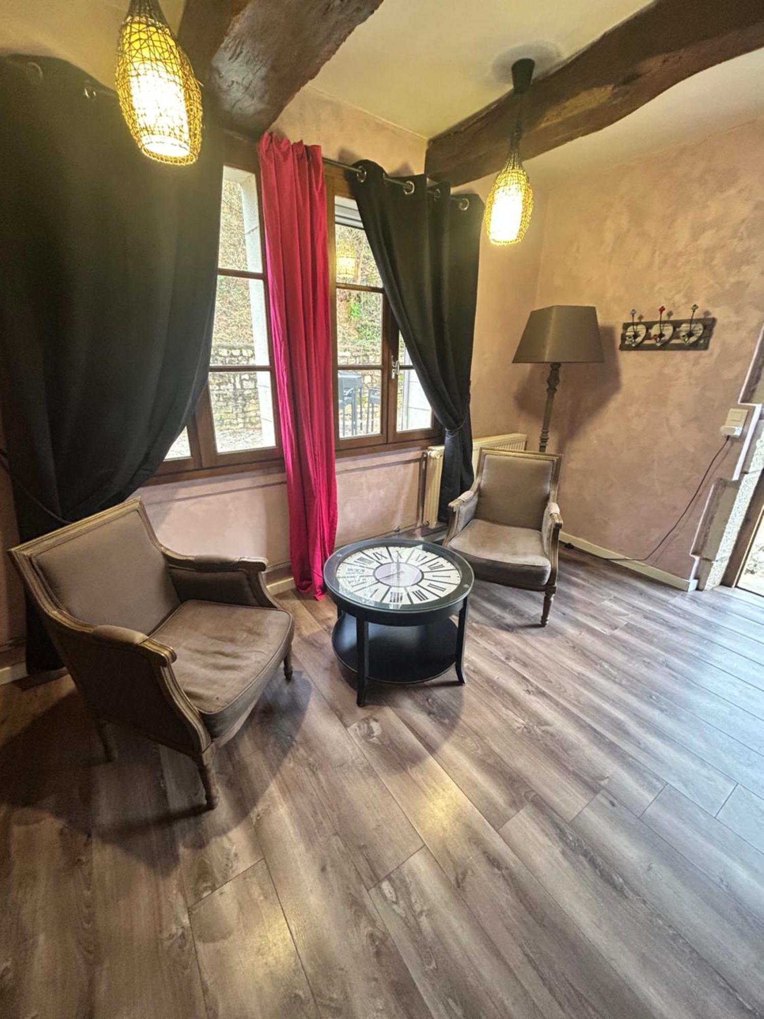 Le D'Tour Gourmand Bed & Breakfast Toulouse-le-Chateau Bagian luar foto