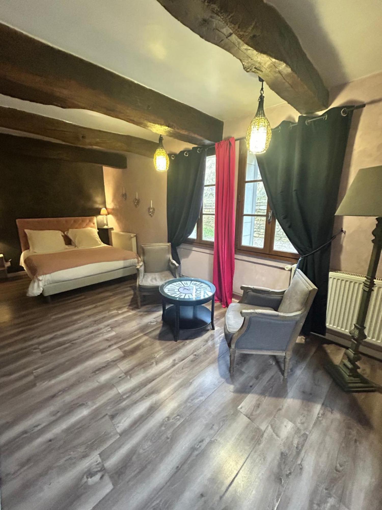 Le D'Tour Gourmand Bed & Breakfast Toulouse-le-Chateau Bagian luar foto